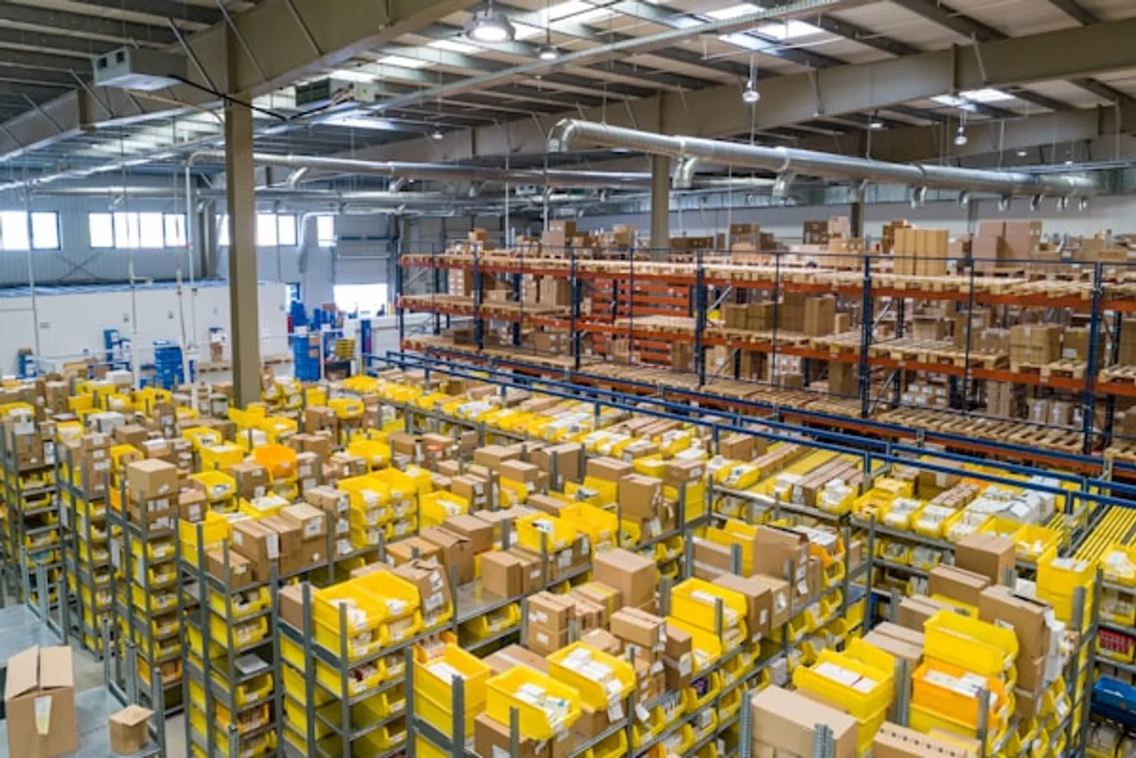 Inter Console Shipping warehouse and logistics operations
